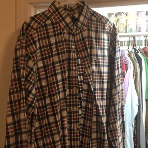 Vineyard vines shirt